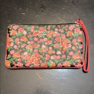 Women’s Coach wristlet